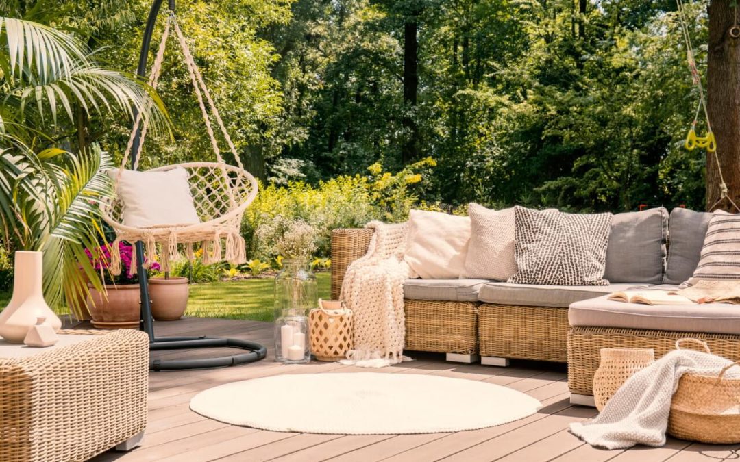 create relaxing outdoor spaces